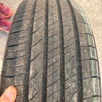 Gomme nuove - 215/60 R17 96 H Goodyear