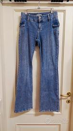 jeans a vita bassa a zampa (terranova)