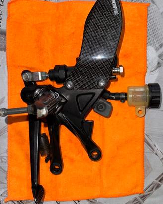 Pedana destra kawasaki zx10r 08/10