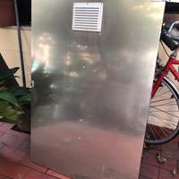 Sportello in lamiera