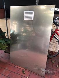 Sportello in lamiera