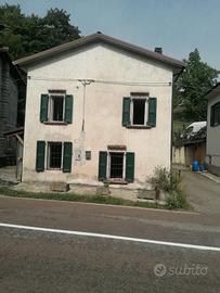 Piccola villetta a Montese