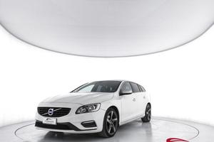VOLVO V60 D3 Geartronic R-Design Momentum - PER