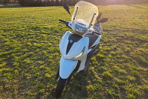 Piaggio Beverly 300 HPE
