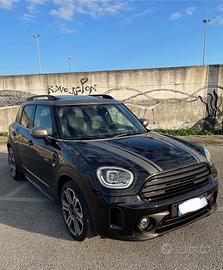 Mini Countryman D +Gancio traino e Tetto Panorama