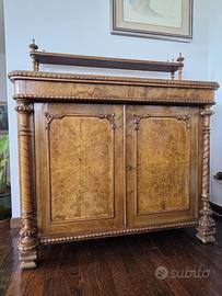Credenza inglese dell’800