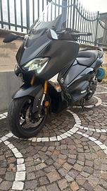 Yamaha tmax DX 2018