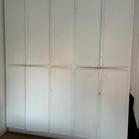 Armadio in vero legno antico