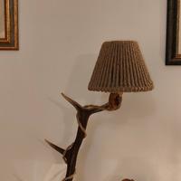 Lampada realizzata in corno di cervo sardo 