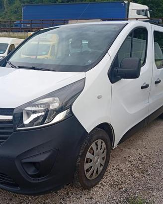 OPEL Altro 6 posti Vivaro