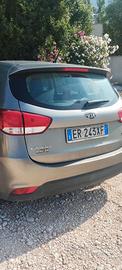 Kia carenes 2013