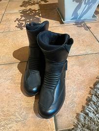 Stivaletti donna moto