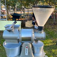 Macinacaffè e grattugia vintage funzionante