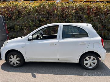 Nissan micra 1.2 gas/ benzina