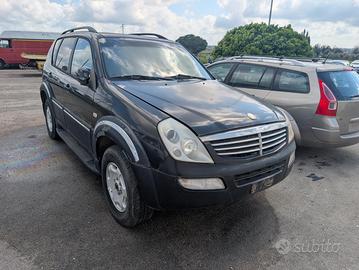 SSANGYONG REXTON GAB 2.7 XDI 4X4 165CV /Ricambi