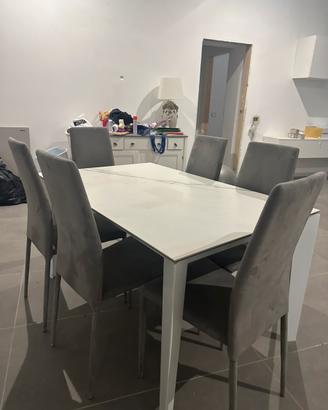 Tavolo Bontempi Home completo di sedie