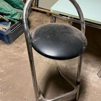 Sgabello da bar o slot