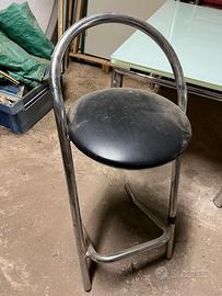 Sgabello da bar o slot