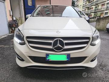 Mercedes Classe B180D premium 120000 km