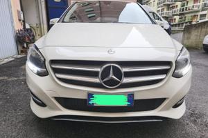 Mercedes Classe B180D premium 120000 km