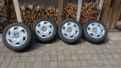 Treno di gomme invernali 15'' Kleber Krisalp hp3