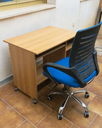 Scrivania computer legno rotelle Sedia ufficio