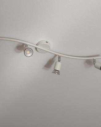 2 Faretti IKEA KRUSNATE 4 luci con lampadine LED