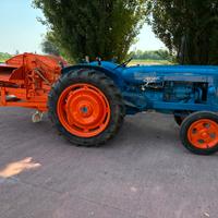 ford mayor con sgranatoio mais