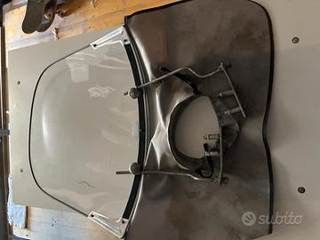 Parabrezza per vespa