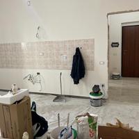 Trilocale ristrutturato, piazza Vargas