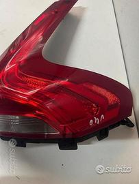 Fanale posteriore dx led volvo v40 cross country 3