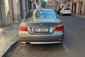 Auto BMW 530 serie 5