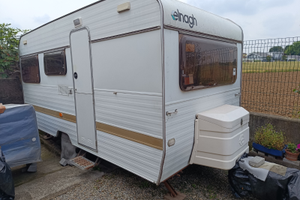 Roulotte caravan Elnagh symbol 435 anno 1979