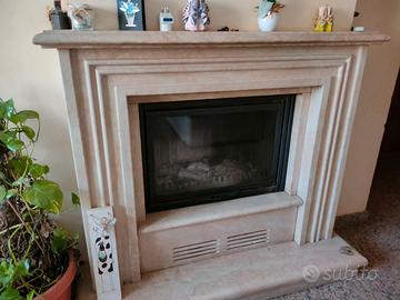 CORNICE IN SASSO ROSA PER CAMINO A LEGNA O PELLET