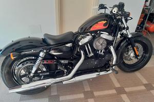 Harley Davidson 1200 pochi km
