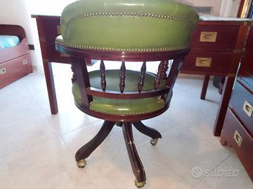 Camera da letto completa in legno massello mogano