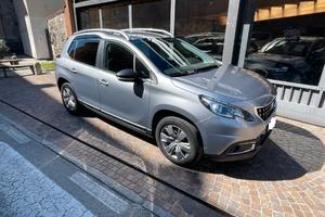 Peugeot 2008 1.6 BlueHDi 100 Black Matt