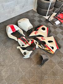 CARENE SUZUKI GSX-R SRAD 750 (600 compatibili)