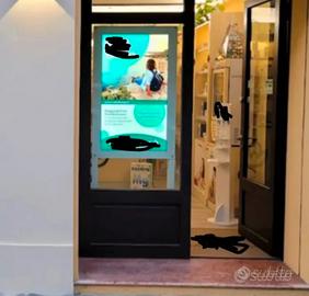 TOTEM LED Vetrina Professionale Monitor