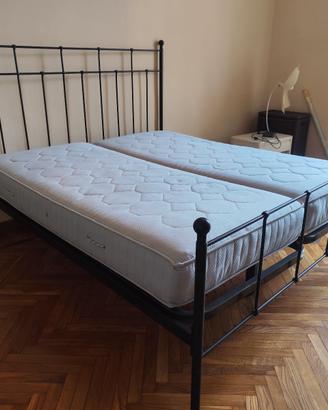 Letto matrimoniale in ferro battuto