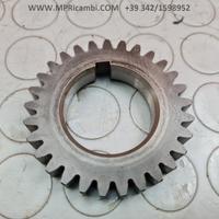 INGRANAGGIO 7 APRILIA RSV 1000 2001 2002 mille 200