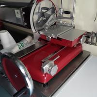 affettatrice a volano prodotta in Italia 