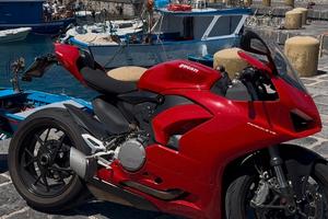 Ducati Panigale v2