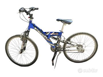 Mountain bike Flash con doppia sospensione
