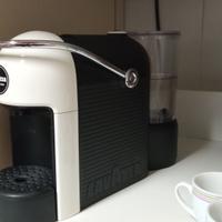 Macchina per Caffè Lavazza Jolie a Modo Mio
