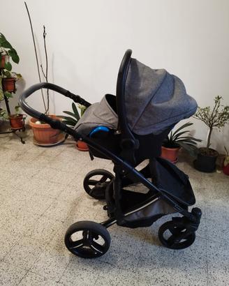 Passeggino Trio Momon Vernuji