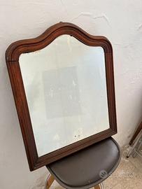 Specchio vintage con cornice in legno massello