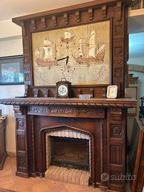 Rivestimento per camino e credenza