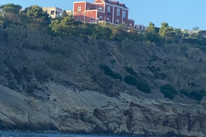 Casa sul mare di Procida con ampia terrazza