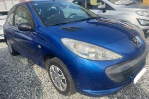 Peugeot 206 Plus 1.1 benzina adatta neopatentati 2